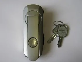 Замок для передней двери &quot;T&quot;